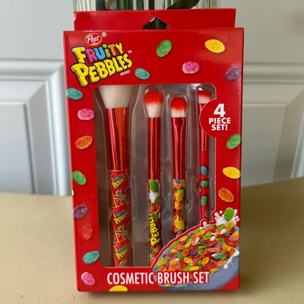 Fruity Pebbles 4 Pc Makeup Brush Set
